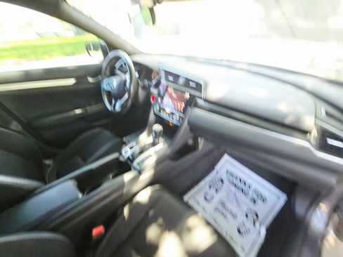 Used 2020 Honda Civic Sport image 29