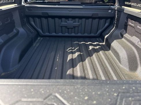 New 2025 Chevrolet Colorado Z71 w/ Midnight Edition image 35