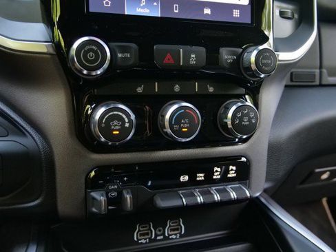 Used 2025 RAM 3500 Lone Star image 14