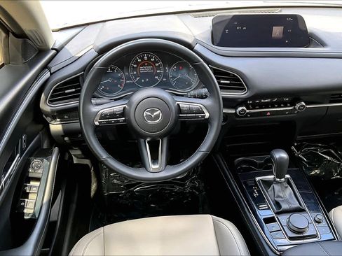 Used 2025 MAZDA CX-30 AWD 2.5 S w/ Preferred Package image 6