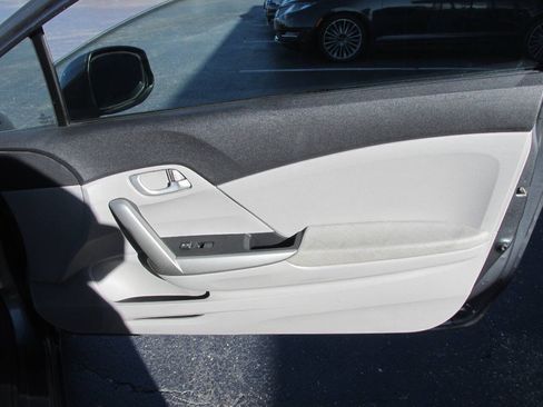 Used 2012 Honda Civic LX image 32