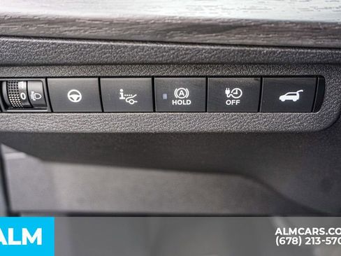 Used 2024 Nissan Ariya FWD image 46