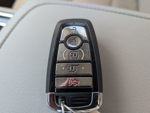 Used 2025 Lincoln Aviator Reserve w/ Equipment Group 201A AWD/4WD image 33
