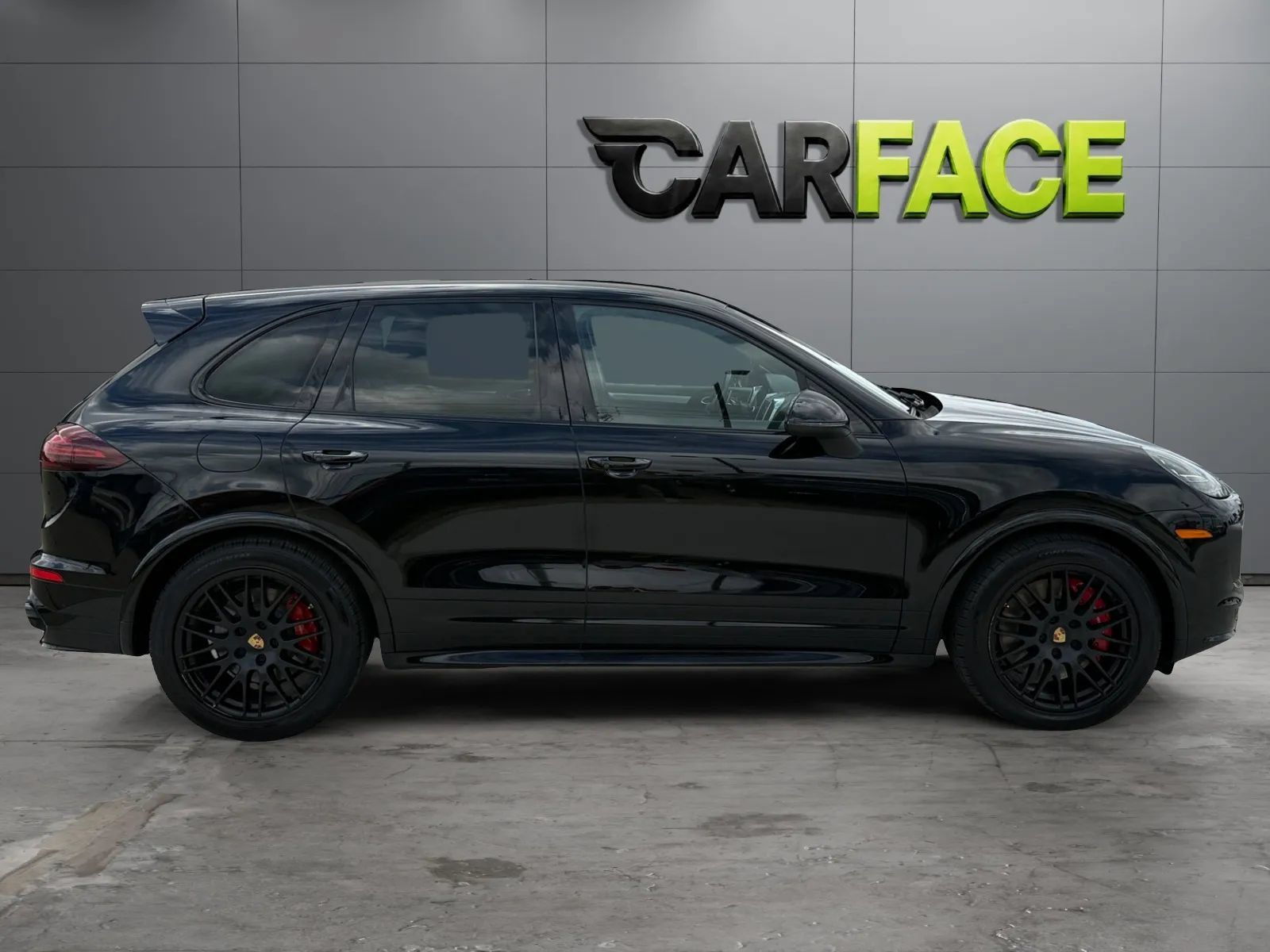 Used 2016 Porsche Cayenne GTS AWD/4WD image 14