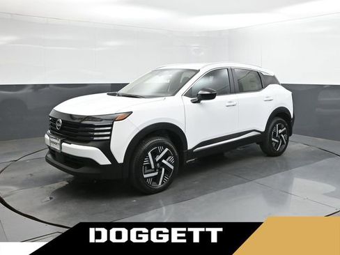 New 2026 Nissan Kicks SV image 1