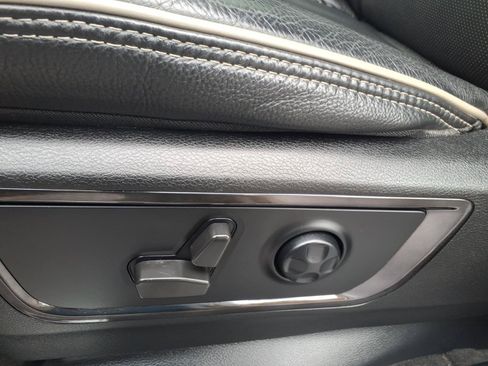 Used 2022 RAM 1500 Limited AWD/4WD image 13