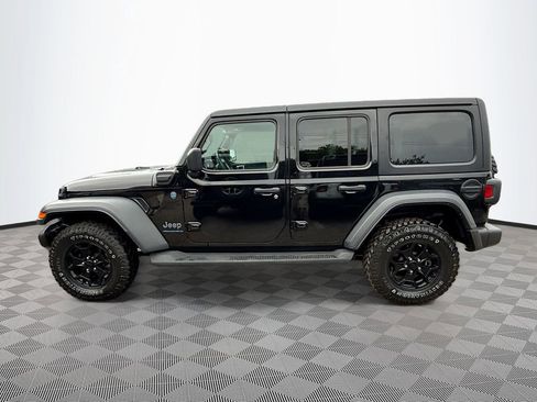Used 2023 Jeep Wrangler Unlimited w/ Cold Weather Group AWD/4WD image 9