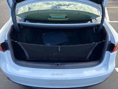 Used 2018 Lexus IS 350 image 31