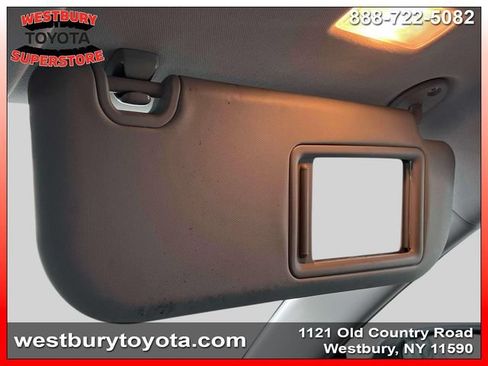 Used 2021 Toyota RAV4 LE AWD/4WD image 31