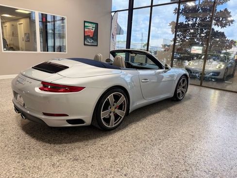 Used 2017 Porsche 911 Carrera S RWD image 7