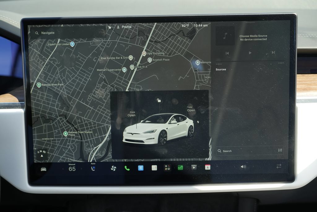Used 2021 Tesla Model S Long Range AWD/4WD image 42