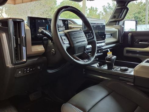 Used 2026 GMC Hummer EV 4x4 Crew Cab image 10