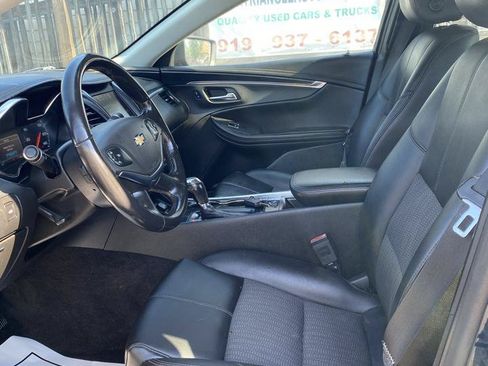 Used 2019 Chevrolet Impala LT FWD image 11