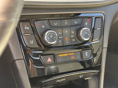 Used 2018 Buick Encore Premium w/ Experience Buick Package image 24