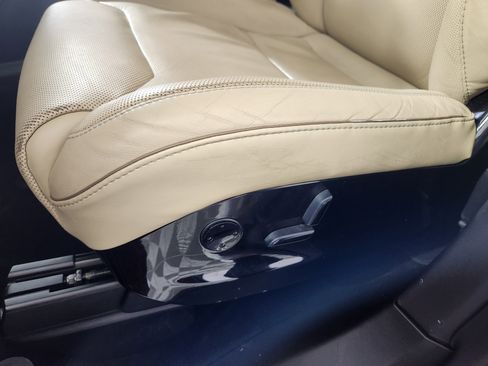 Used 2016 Tesla Model X image 13