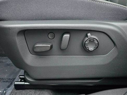 New 2026 Buick Envision Avenir AWD/4WD image 17
