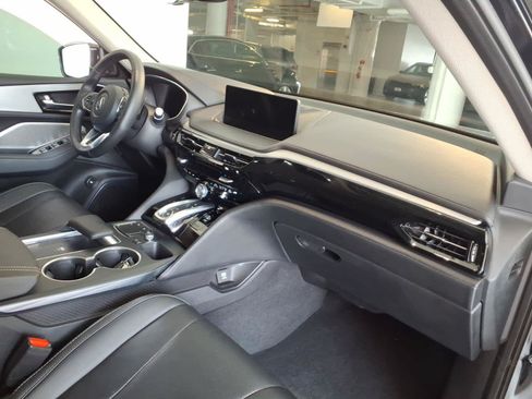 Used 2024 Acura MDX SH-AWD w/ Technology Package image 20