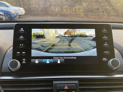 Used 2021 Honda Accord LX image 18