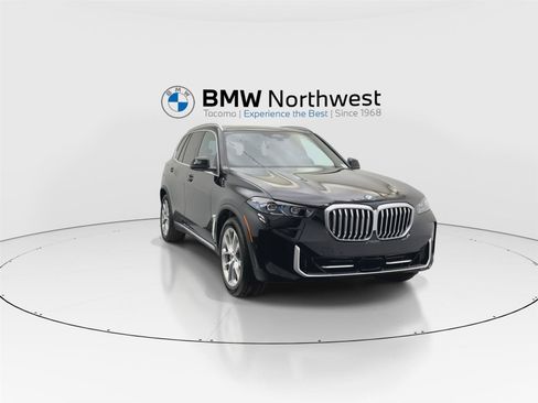 Used 2026 BMW X5 xDrive50e w/ Climate Comfort Package image 6