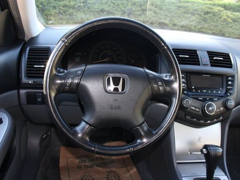Used 2005 Honda Accord Hybrid Sedan image 16