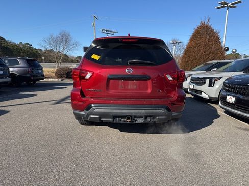 Used 2020 Nissan Pathfinder SL image 4