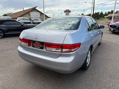 Used 2004 Honda Accord EX image 8