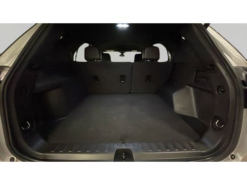 Used 2022 Chevrolet Equinox RS image 15