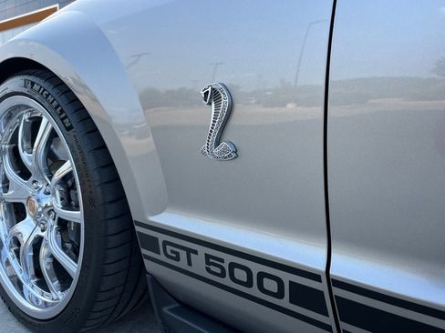 Used 2008 Ford Mustang Shelby GT500 RWD image 5