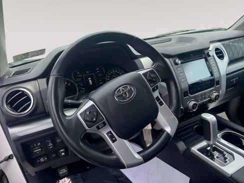Used 2019 Toyota Tundra Platinum AWD/4WD image 12