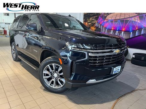 Used 2022 Chevrolet Tahoe LT w/ Luxury Package AWD/4WD image 1