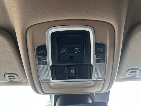 Used 2021 RAM 1500 Laramie image 26