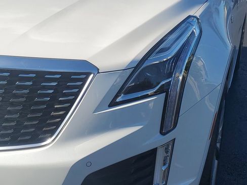 Used 2025 Cadillac XT5 Premium Luxury image 9