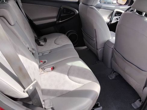 Used 2012 Toyota RAV4 4WD w/ Value Pkg image 10