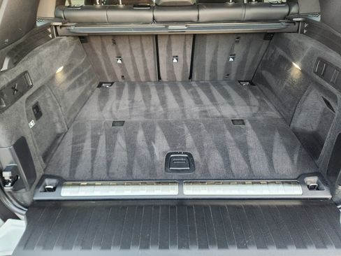 Used 2024 BMW X5 xDrive50e image 42