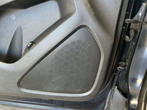 Used 2025 Chevrolet Equinox LT image 29