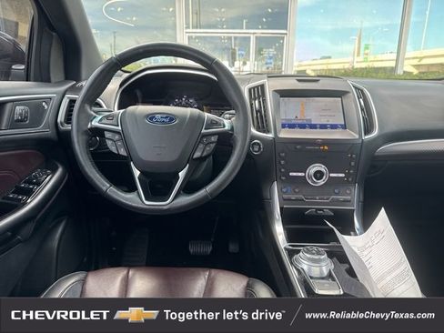 Used 2020 Ford Edge Titanium w/ Equipment Group 301A image 18