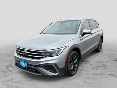 Used 2024 Volkswagen Tiguan SE