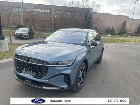 New 2026 Lincoln Nautilus Premier w/ Equipment Group 102A image 9