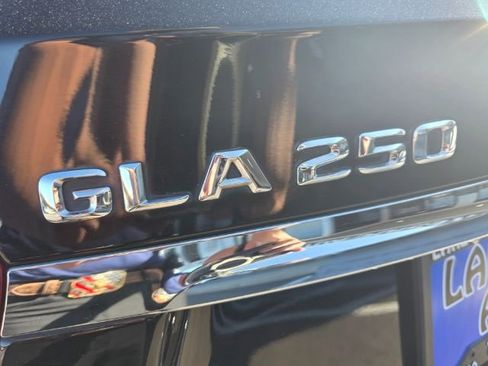 Used 2015 Mercedes-Benz GLA 250 4MATIC image 10