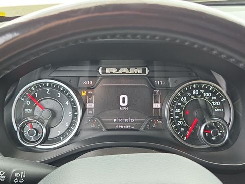 Used 2021 RAM 1500 Laramie w/ Sport Appearance Package AWD/4WD image 10