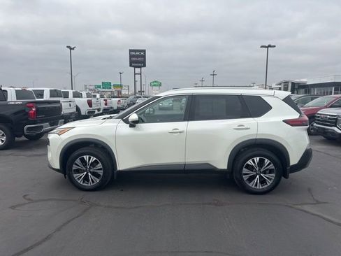 Used 2023 Nissan Rogue SV w/ SV Premium Package image 8