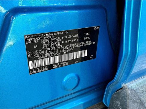 Certified 2018 Toyota RAV4 Limited image 33