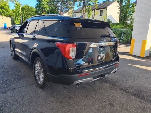 Used 2023 Ford Explorer Limited w/ Limited Technology Package AWD/4WD image 7