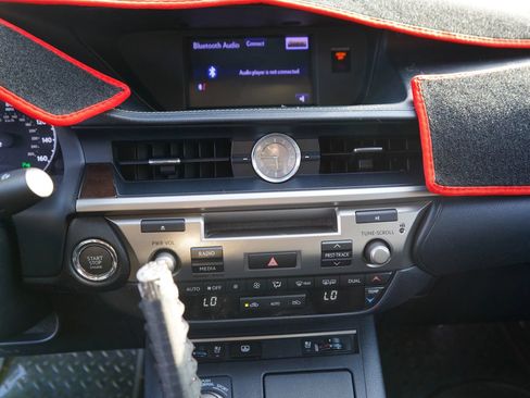 Used 2014 Lexus ES 350 FWD image 11