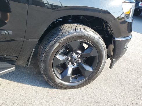 Used 2019 RAM 1500 Big Horn AWD/4WD image 6