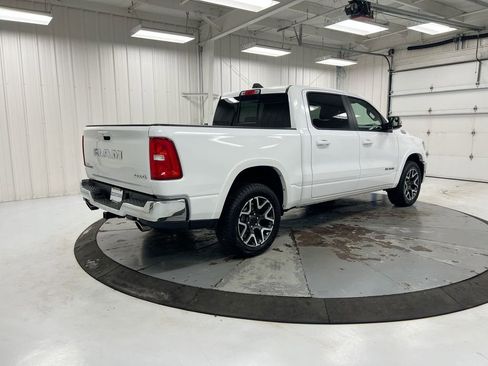 Used 2025 RAM 1500 Laramie AWD/4WD image 3