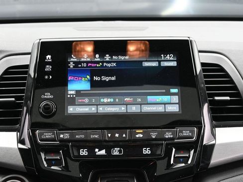 Used 2024 Honda Odyssey EX-L image 11