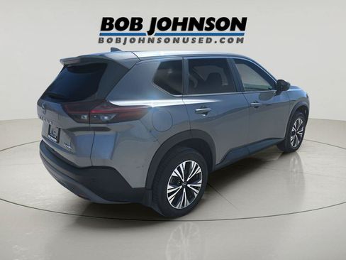 Used 2023 Nissan Rogue SV AWD/4WD image 3
