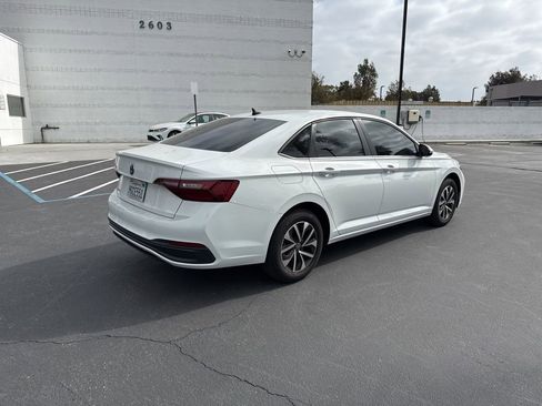 Used 2023 Volkswagen Jetta S FWD image 3