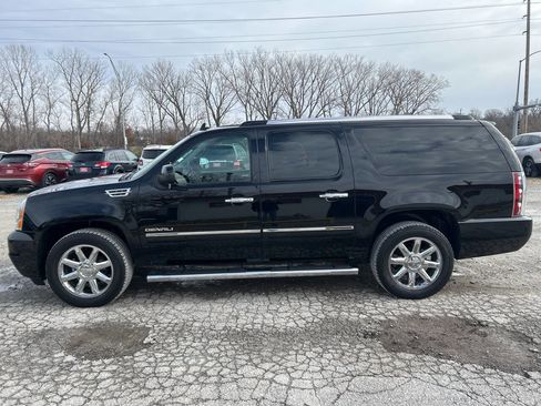 Used 2014 GMC Yukon XL Denali image 6